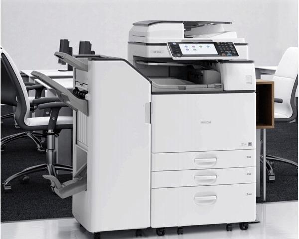 Ricoh 3055 giá rẻ rất thích hợp cho những văn phòng có không gian nhỏ