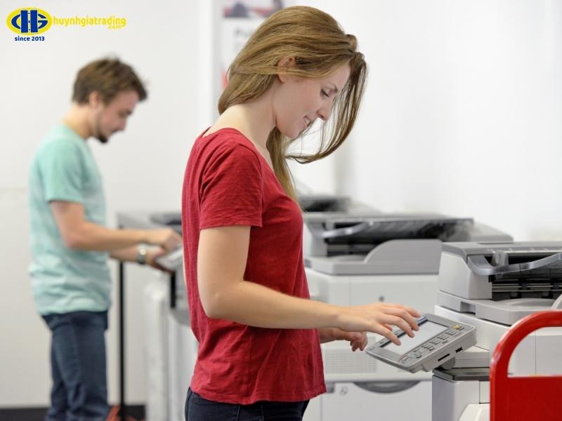 Các điều cần lưu ý khi chọn thuê máy photocopy màu và đen trắng Ricoh