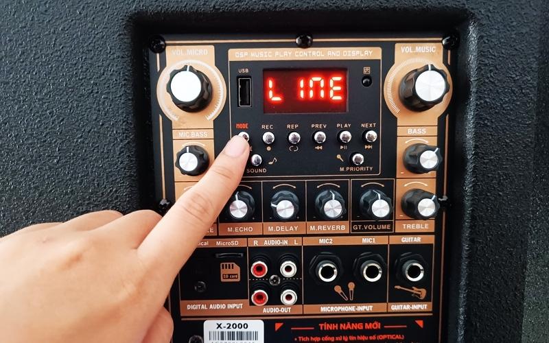 Loa kéo bluetooth không tắt được