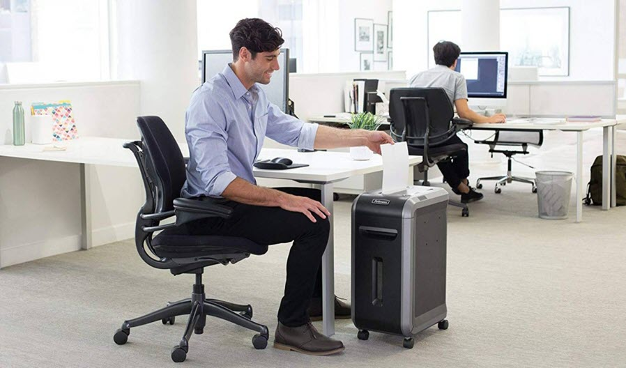 Lưu ý khi sử dụng và vệ sinh máy huỷ tài liệu