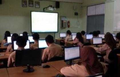 Bật mí top 9 máy chiếu dạy học đáng mua nhất hiện nay