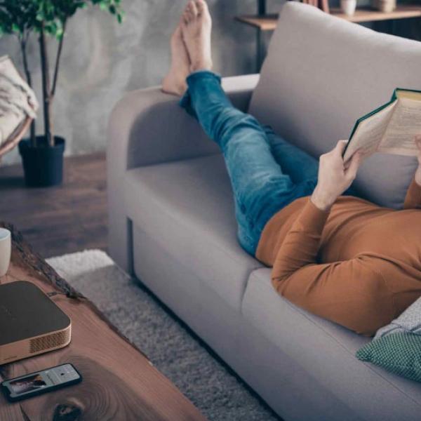 Máy chiếu LED di động thông minh ViewSonic M2W