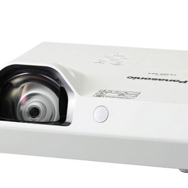 Máy chiếu Panasonic PT-TX440