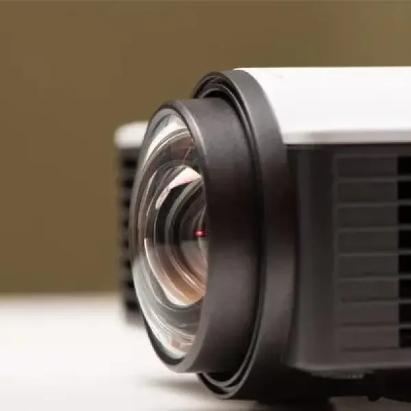 Máy chiếu mini Optoma ML750ST