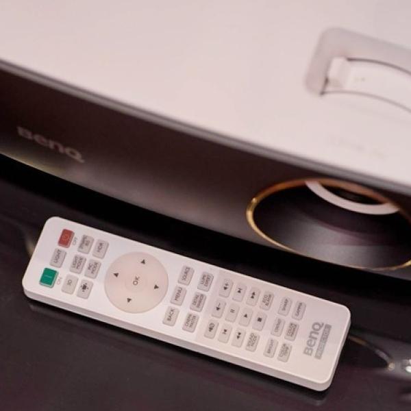 Máy chiếu BenQ W1700