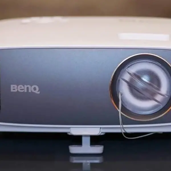 Máy chiếu BenQ W1700